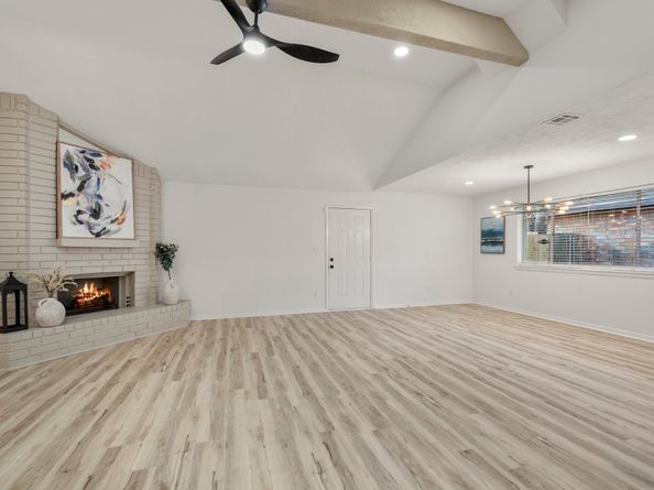 2531 Colonial Ridge Drive, Friendswood TX 77546