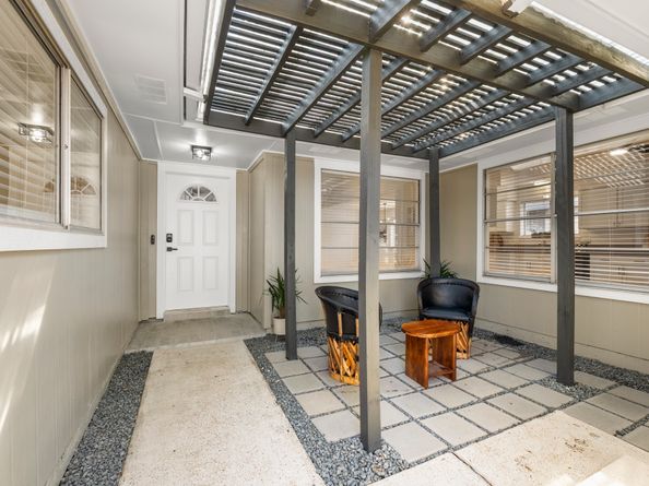 2531 Colonial Ridge Drive, Friendswood TX 77546