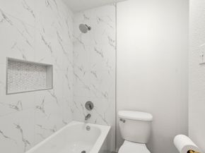 2531 Colonial Ridge Drive, Friendswood TX 77546