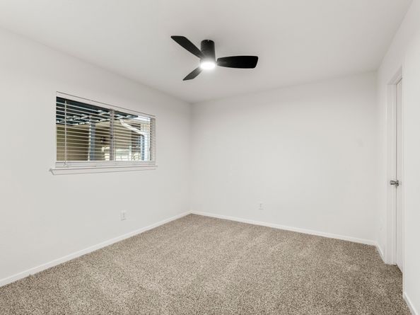 2531 Colonial Ridge Drive, Friendswood TX 77546