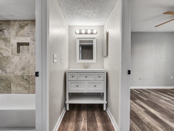 250 El Dorado Boulevard 253, Houston TX 77598