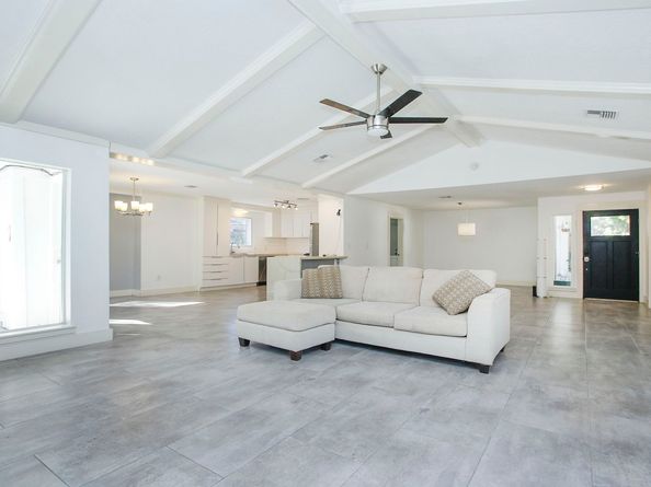 10611 Deerwood Road, Houston TX 77042