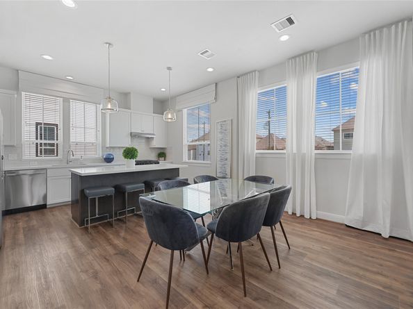 2708 Grand Fountains Drive D, Houston TX 77054