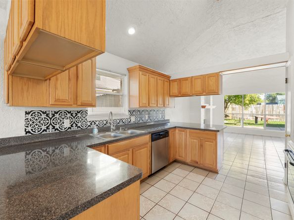 16026 Mission Village Drive, Houston TX 77083