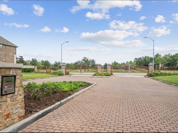 13610 Butterfly Bush Lane, Tomball TX 77377