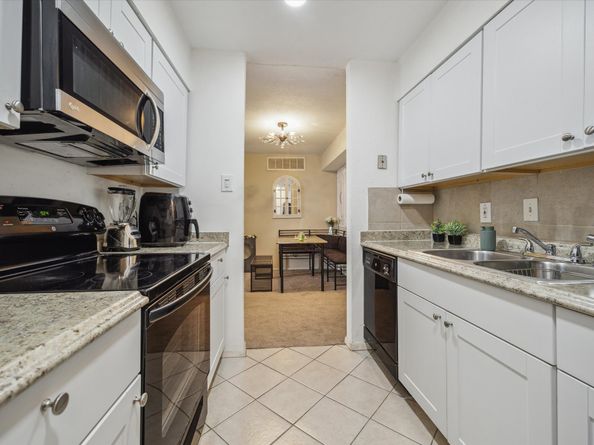 5667 Birchmont Drive A, Houston TX 77091