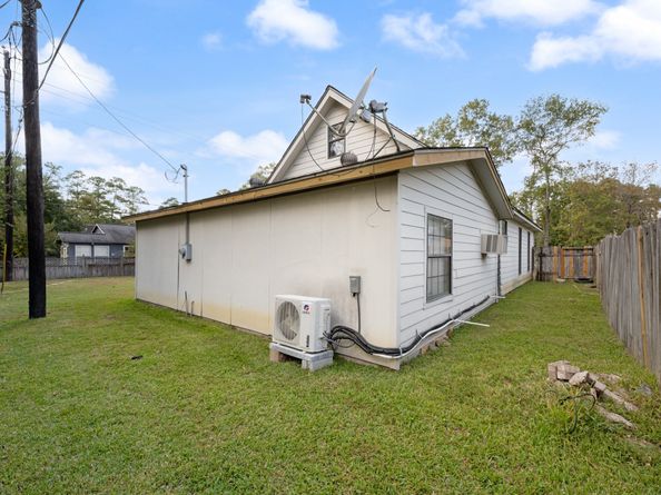 288 Alana Lane, Oak Ridge North TX 77386