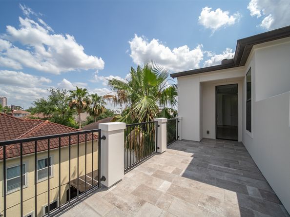 5506 Bosque Street, Houston TX 77056