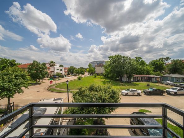 5506 Bosque Street, Houston TX 77056