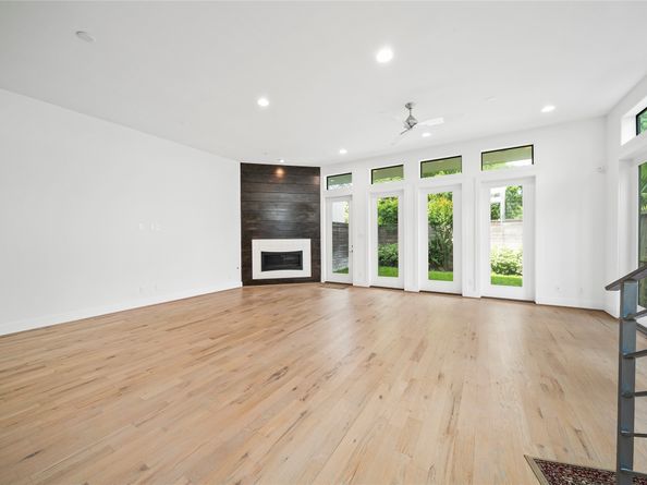 5506 Bosque Street, Houston TX 77056