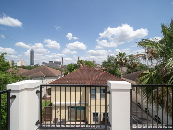 5506 Bosque Street, Houston TX 77056