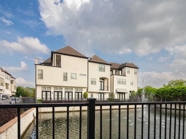 9944 Woodwind Lane S, Houston TX 77025