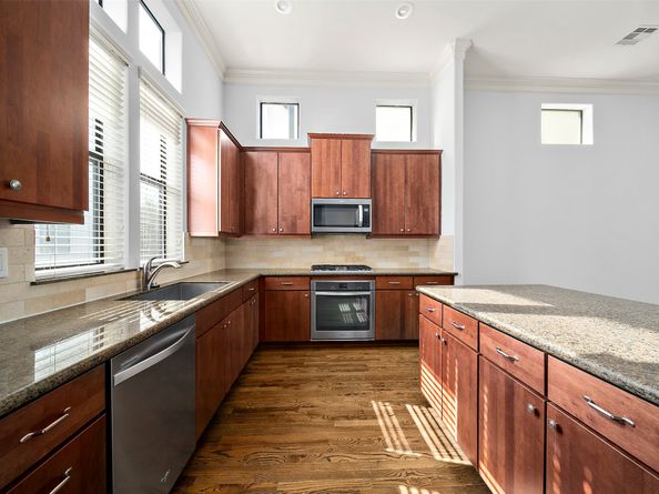 9944 Woodwind Lane S, Houston TX 77025