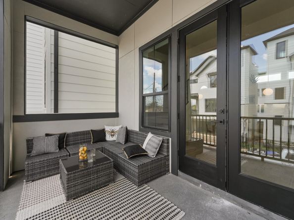 2213 Dennis Street, Houston TX 77004