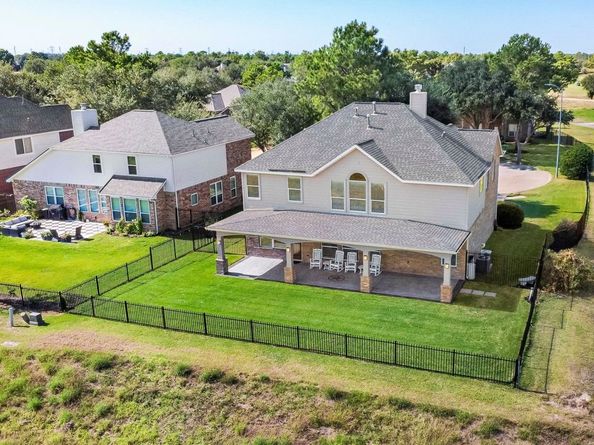 10530 Cobalt Falls Drive, Houston TX 77095