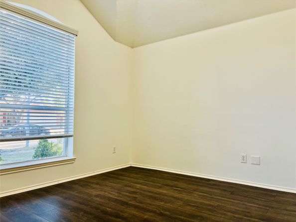 4418 Colomba Street, Houston TX 77045