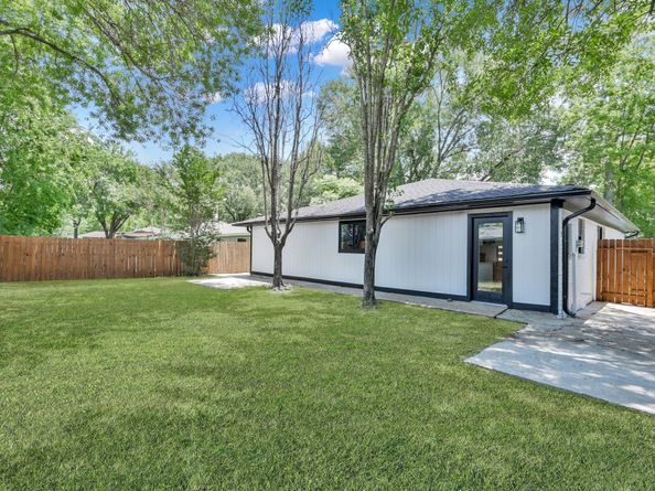 5015 Monteith Drive, Spring TX 77373