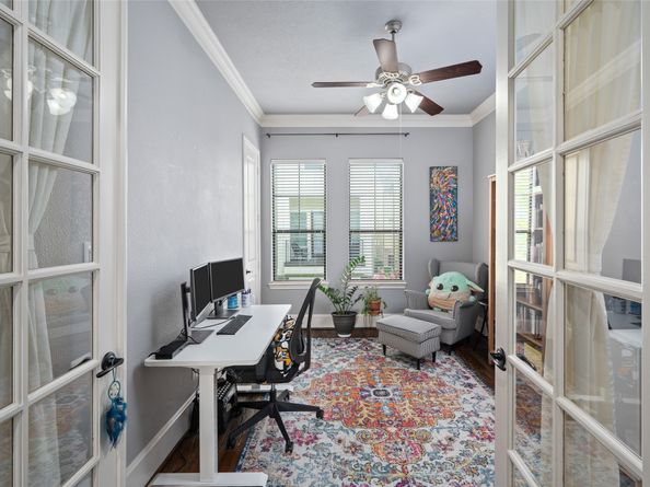 1114 W 25th Street, Houston TX 77008