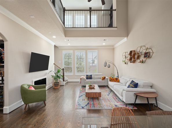 1114 W 25th Street, Houston TX 77008