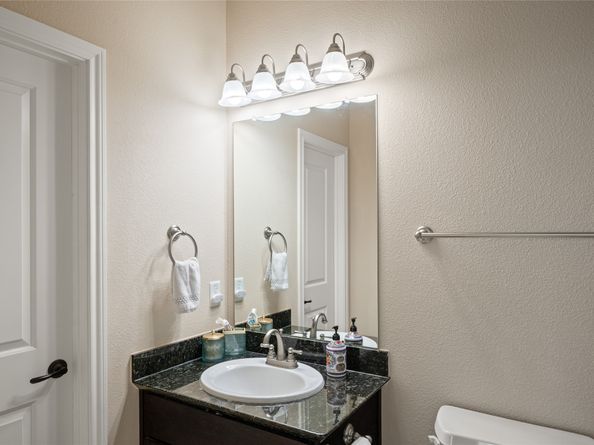 1114 W 25th Street, Houston TX 77008