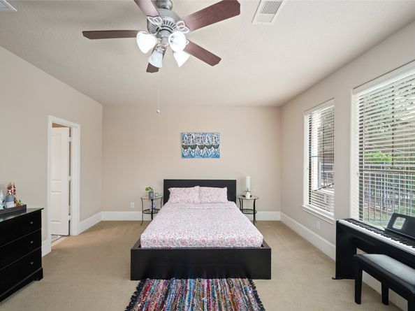 1114 W 25th Street, Houston TX 77008