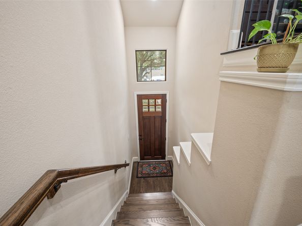 1114 W 25th Street, Houston TX 77008