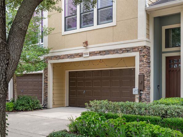 1114 W 25th Street, Houston TX 77008