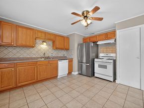 1020 Houston Street, Conroe TX 77301
