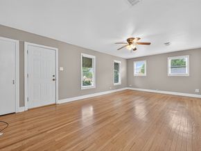 1020 Houston Street, Conroe TX 77301