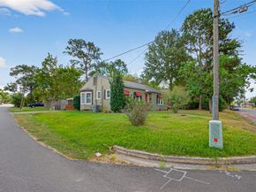 1020 Houston Street, Conroe TX 77301