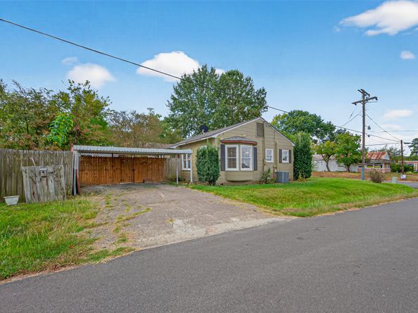 1020 Houston Street, Conroe TX 77301