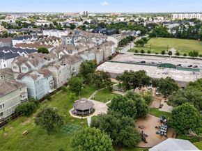 1141 Beasley Hills Ln, Houston TX 77008