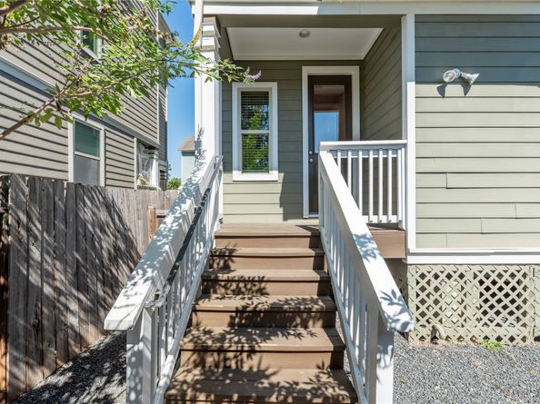 1141 Beasley Hills Ln, Houston TX 77008