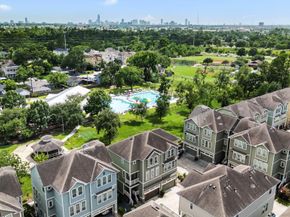 1141 Beasley Hills Ln, Houston TX 77008