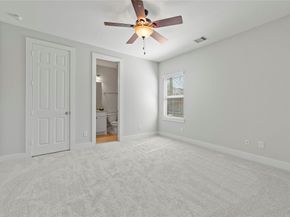 1141 Beasley Hills Ln, Houston TX 77008
