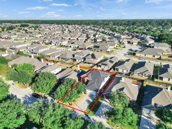 20763 Oakhurst Park Drive, Porter TX 77365