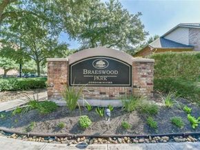 2255 Braeswood Park Drive 219, Houston TX 77030