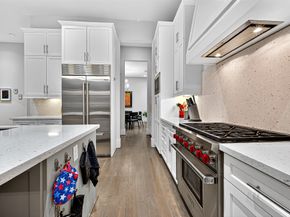 2217 W Main Street, Houston TX 77098