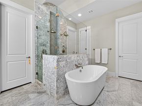 2217 W Main Street, Houston TX 77098