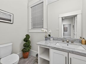 2217 W Main Street, Houston TX 77098