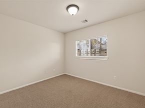 880 Fisher Street, Houston TX 77018