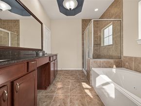 880 Fisher Street, Houston TX 77018