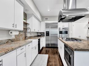 43 Legend Lane, Houston TX 77024