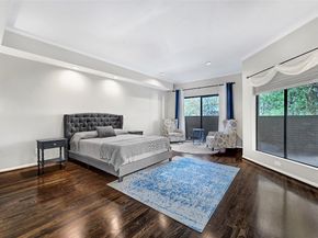 43 Legend Lane, Houston TX 77024