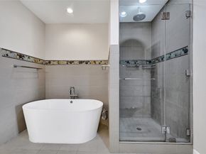 43 Legend Lane, Houston TX 77024