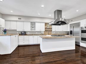 43 Legend Lane, Houston TX 77024