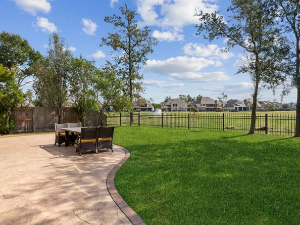 2643 Imperial Grove Lane, Conroe TX 77385