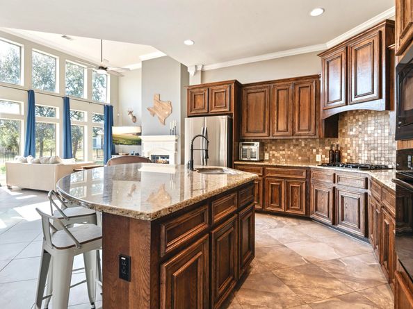 2643 Imperial Grove Lane, Conroe TX 77385