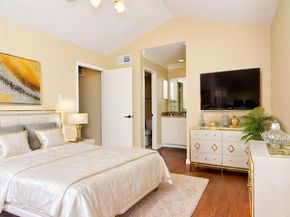 2120 Wilcrest Drive 113, Houston TX 77042