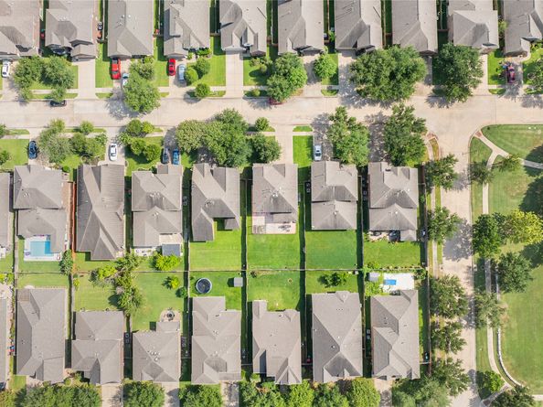 17414 Aldenwilds Lane, Richmond TX 77407